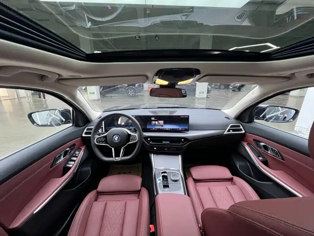 BMW i3 2025 2025 eDrive 35 L