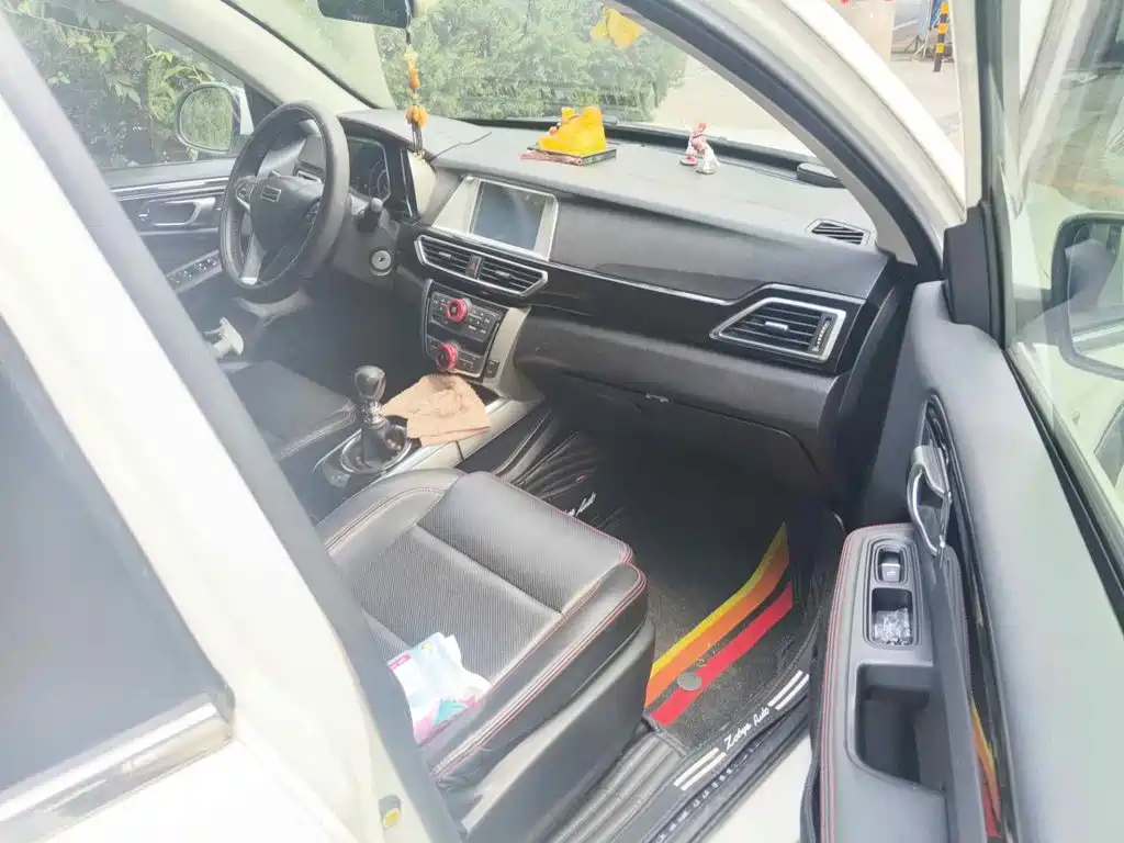 Zotye Damai X5 2015 2015 1.5T Manual Luxury (China IV)