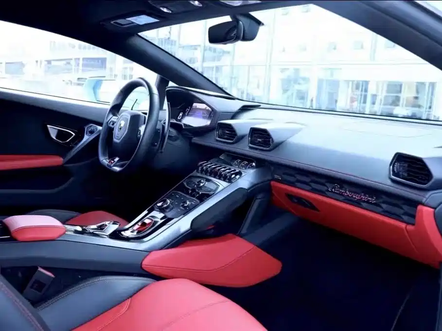 Lamborghini Huracán 2016 Huracán RWD Coupe фото 7