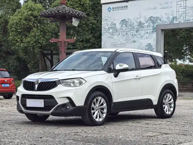 Zhonghua Zhonghua V3 2016 1.5L Manual Smart