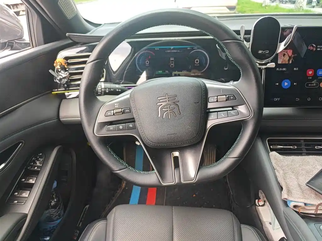 BYD Qin L 2024 DM-i 120KM Leading фото 3