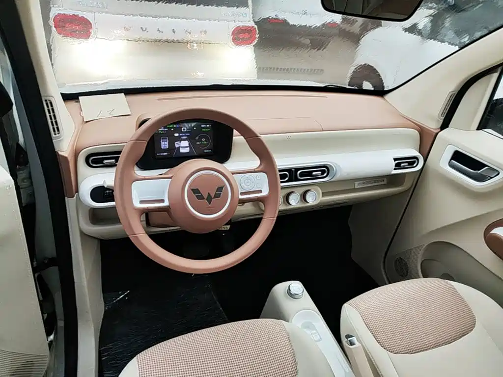 Wuling Motors Hongguang MINIEV 2026 2024 3rd Generation 215km Youth Edition