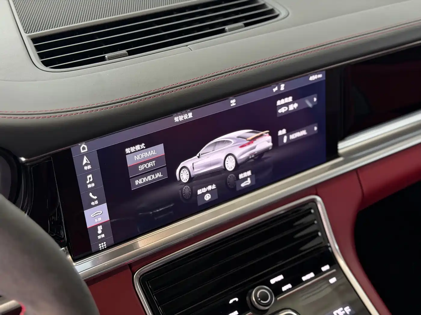 Porsche Panamera 2019 Panamera 2.9T фото 16