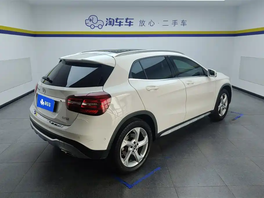 Mercedes-Benz GLA 2019 GLA 200 Dynamic фото 3