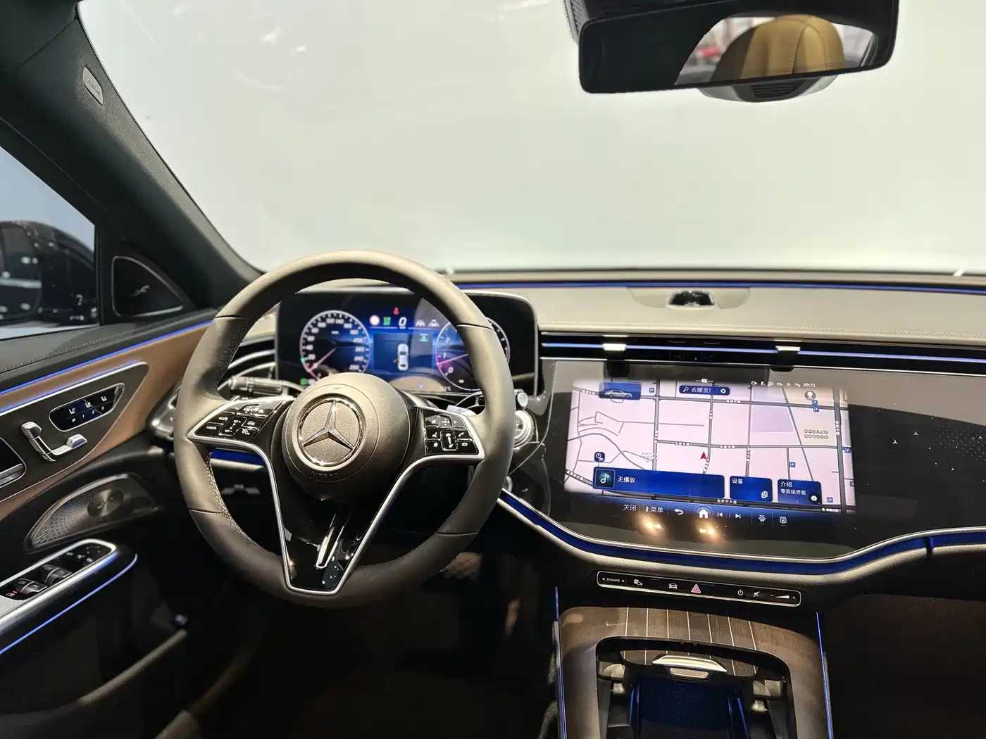 Mercedes-Benz E-Class 2025 Facelift E 300 L Luxury фото 12