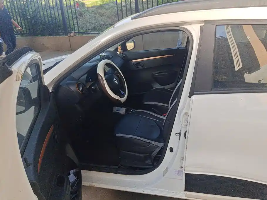 Photo 9 - Dongfeng Yipai Dongfeng Nano EX1