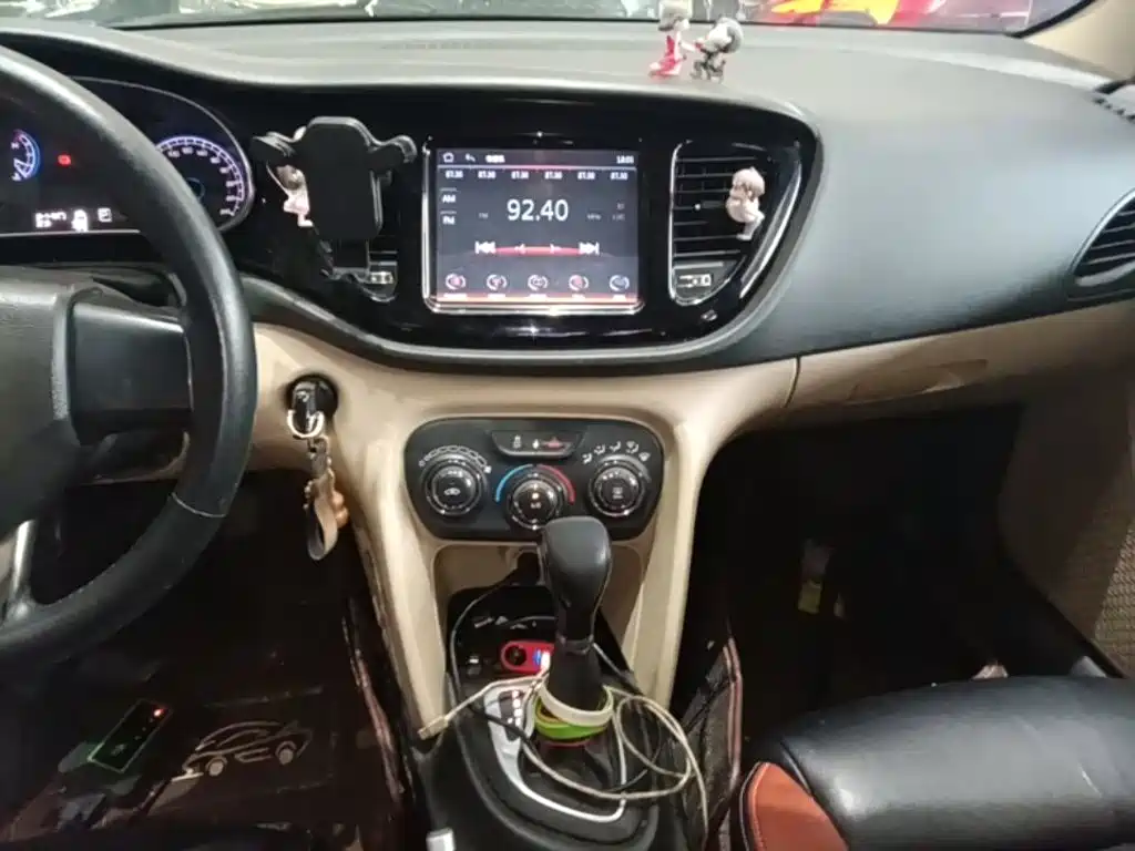 Fiat Viaggio 2014 2012 1.4T Auto Joy Edition