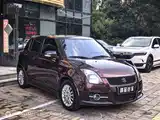 Фото 3 - Suzuki Swift
