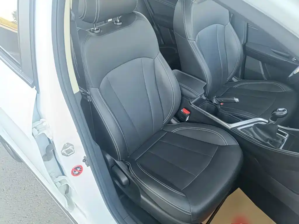 Photo 25 - Geely Vision X3