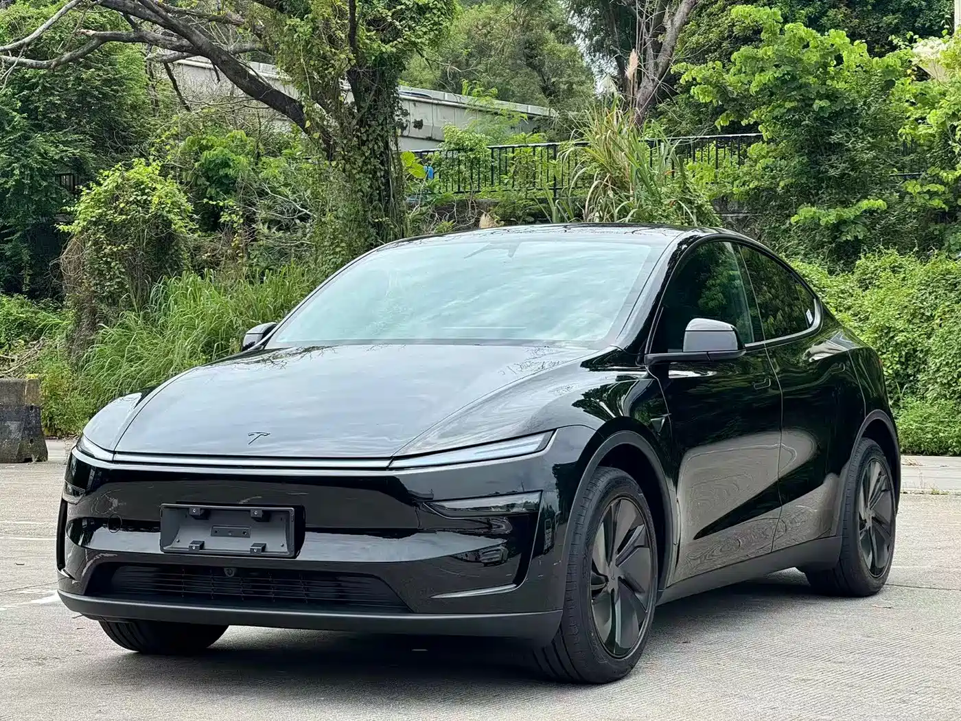 Tesla Model Y 2026 2026 Rear-Wheel Drive