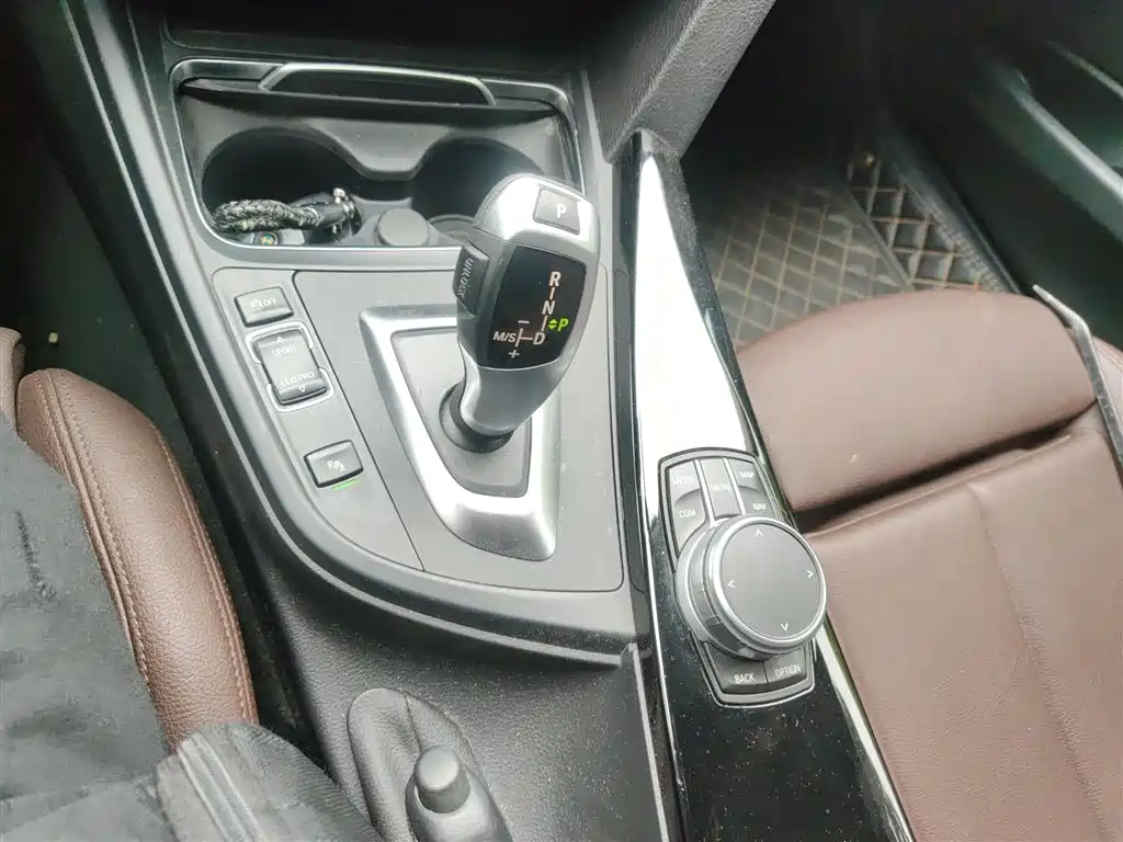 BMW 3 Series 2019 320Li Fashion Type фото 21