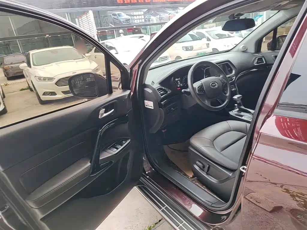 GAC Trumpchi Trumpchi GS4 2017 235T Automatic 2WD Luxury Smart Connected Edition фото 16