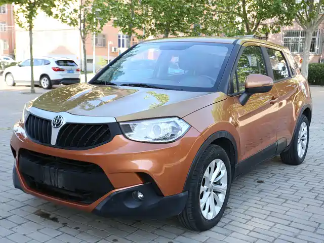 Zhonghua Zhonghua V3 2016 1.5L Manual Comfort