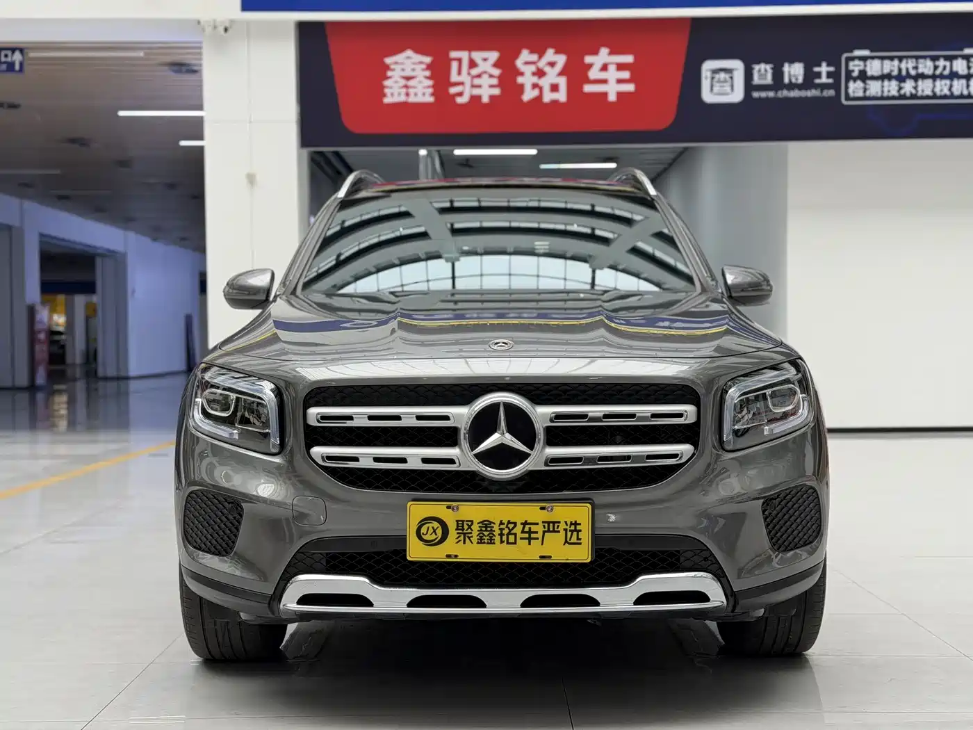 MERCEDES-BENZ GLB