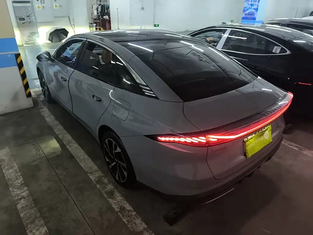 Geely Galaxy Galaxy L6 2023 2023 125km Starship