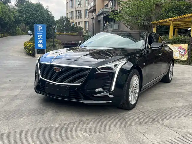 CADILLAC CT6