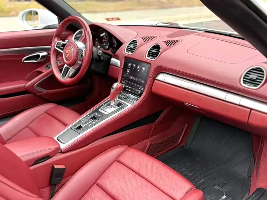 Porsche 718 2018 Boxster 2.0T фото 7