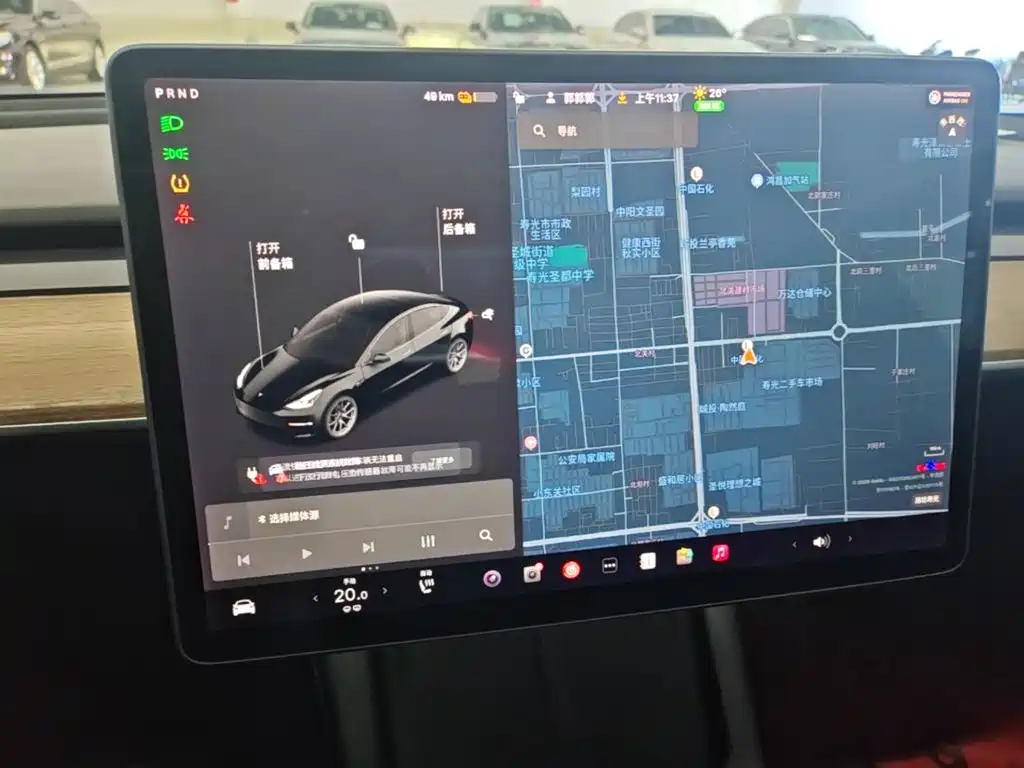 Фото 13 - Tesla Model 3