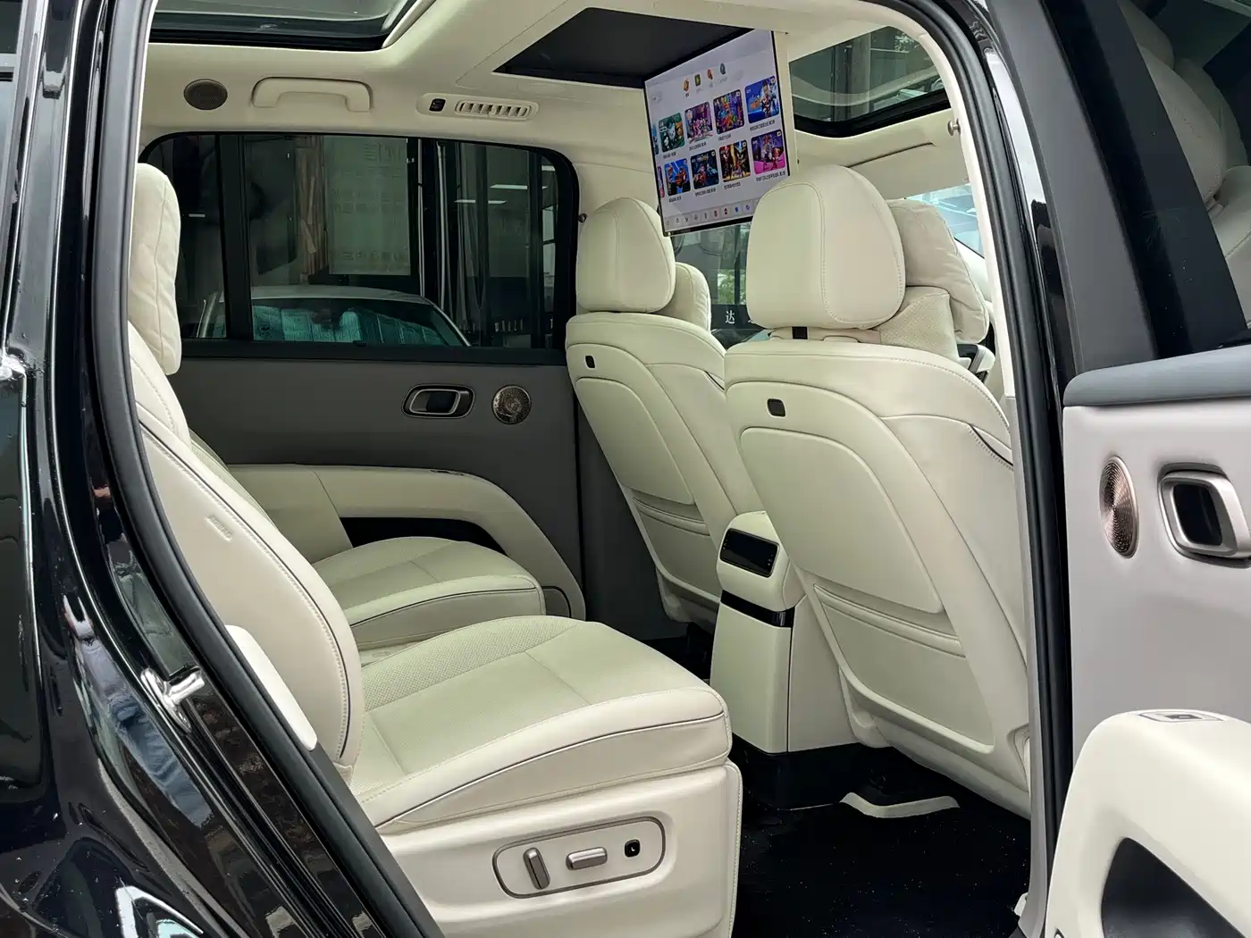 Li Auto Li i8 2025 2025 Standard Edition