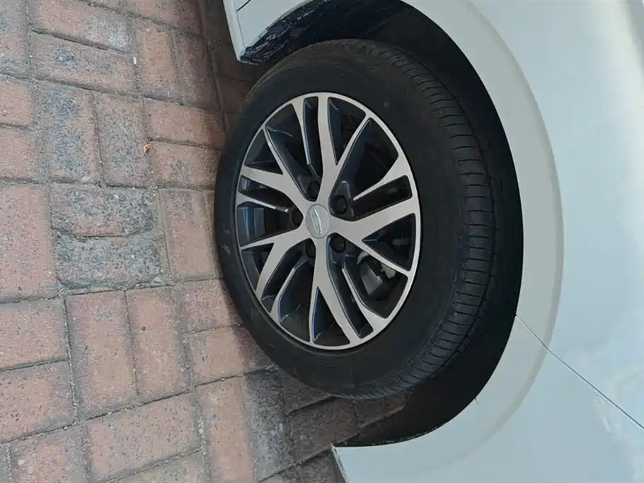 GEELY AUTOMOBILE EMGRAND