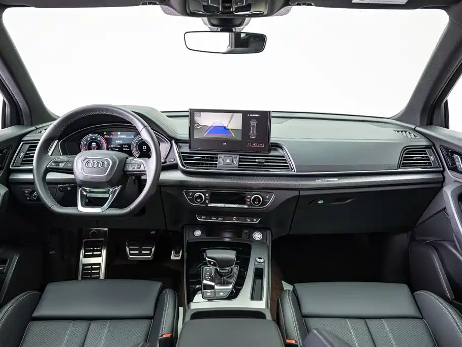 Audi Q5L 2025 40 TFSI Luxury Dynamic фото 7