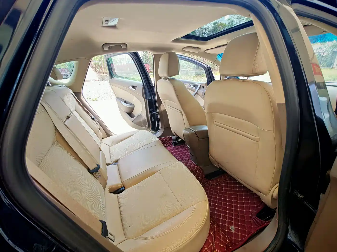 Buick Excelle 2013 Model GT 1.6L Manual Progressive фото 13