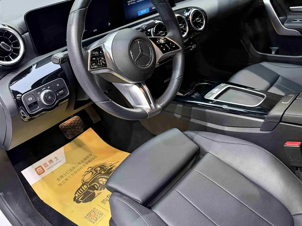 Mercedes-Benz A-Class 2023 A 180 L фото 6