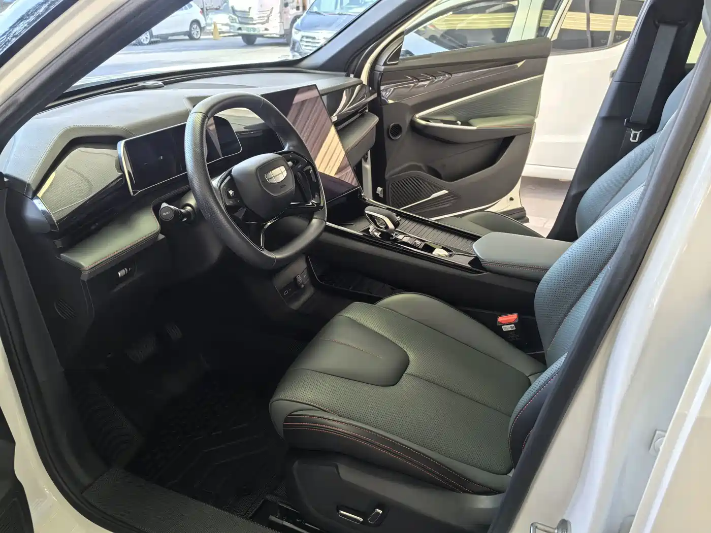 Geely Boyue 2025 2024 1.5TD Soaring Dragon Edition