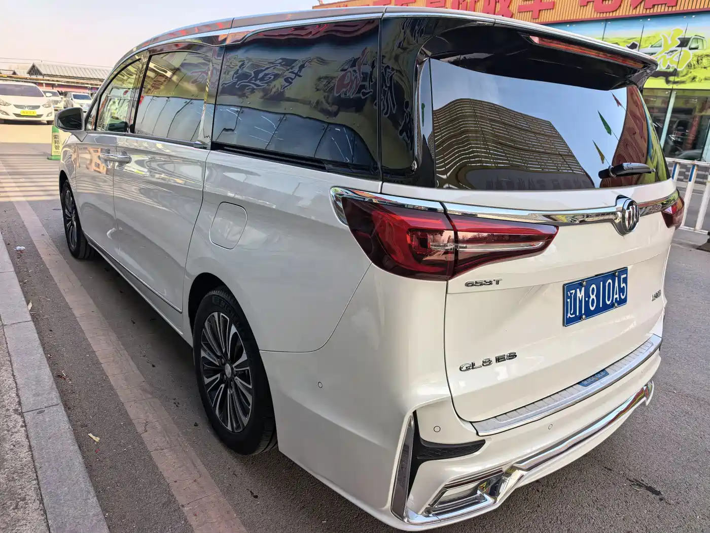 Buick GL8 2020 ES Landglory 653T Flagship фото 2