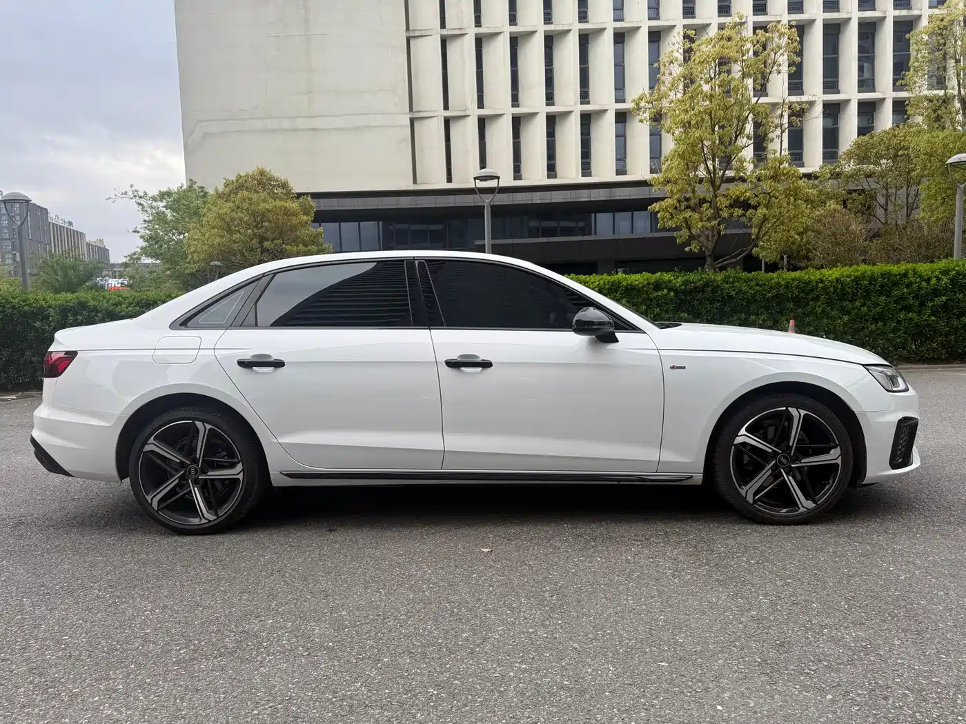 Audi A4L 2024 40 TFSI Luxury Dynamic фото 4