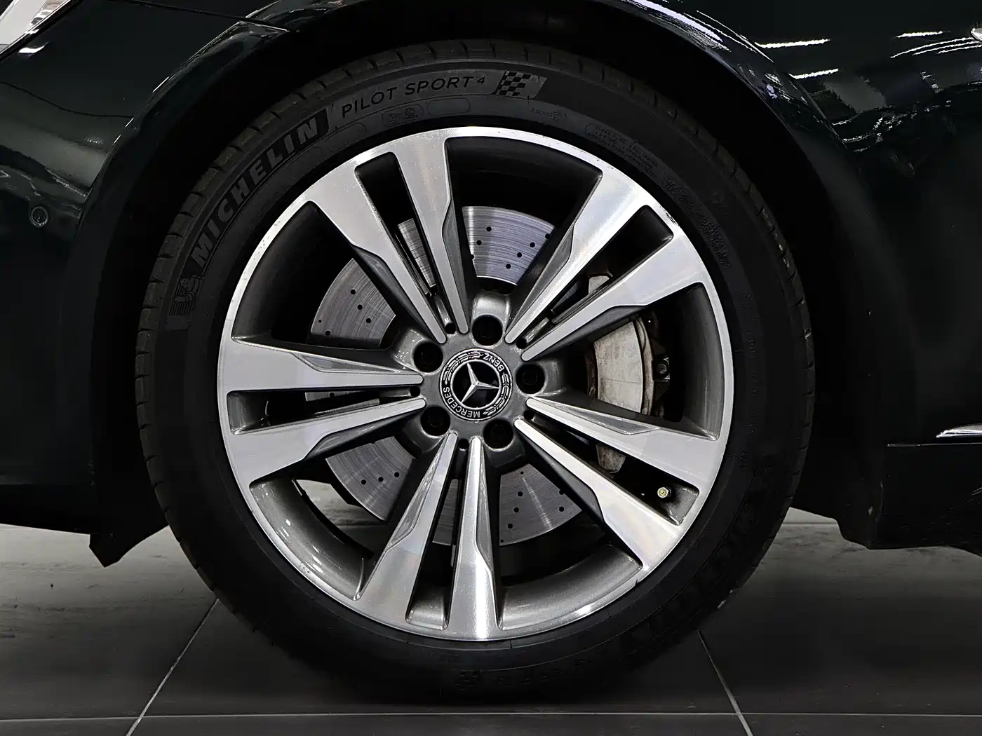 Mercedes-Benz S-Class 2020 S 350 L Premium Edition Collector's Version фото 8