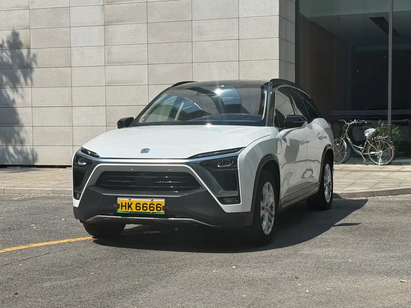 NIO ES8 2018 2018 355KM Base Model 7-Seater Version