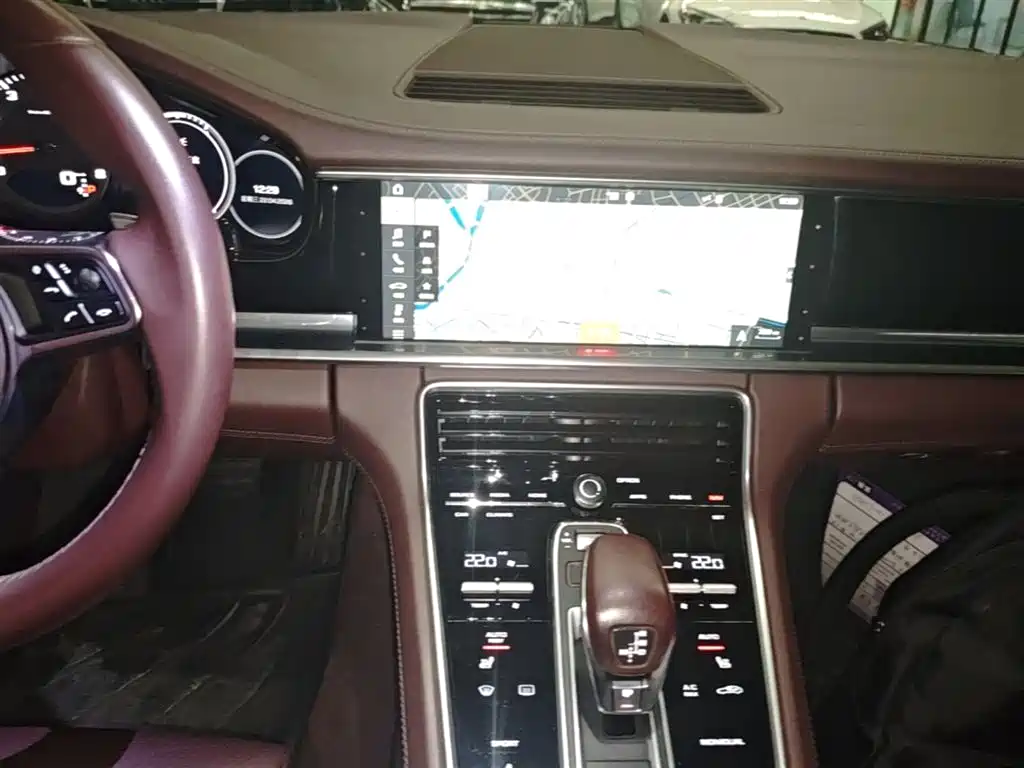 Porsche Panamera 2017 Panamera 3.0T фото 13