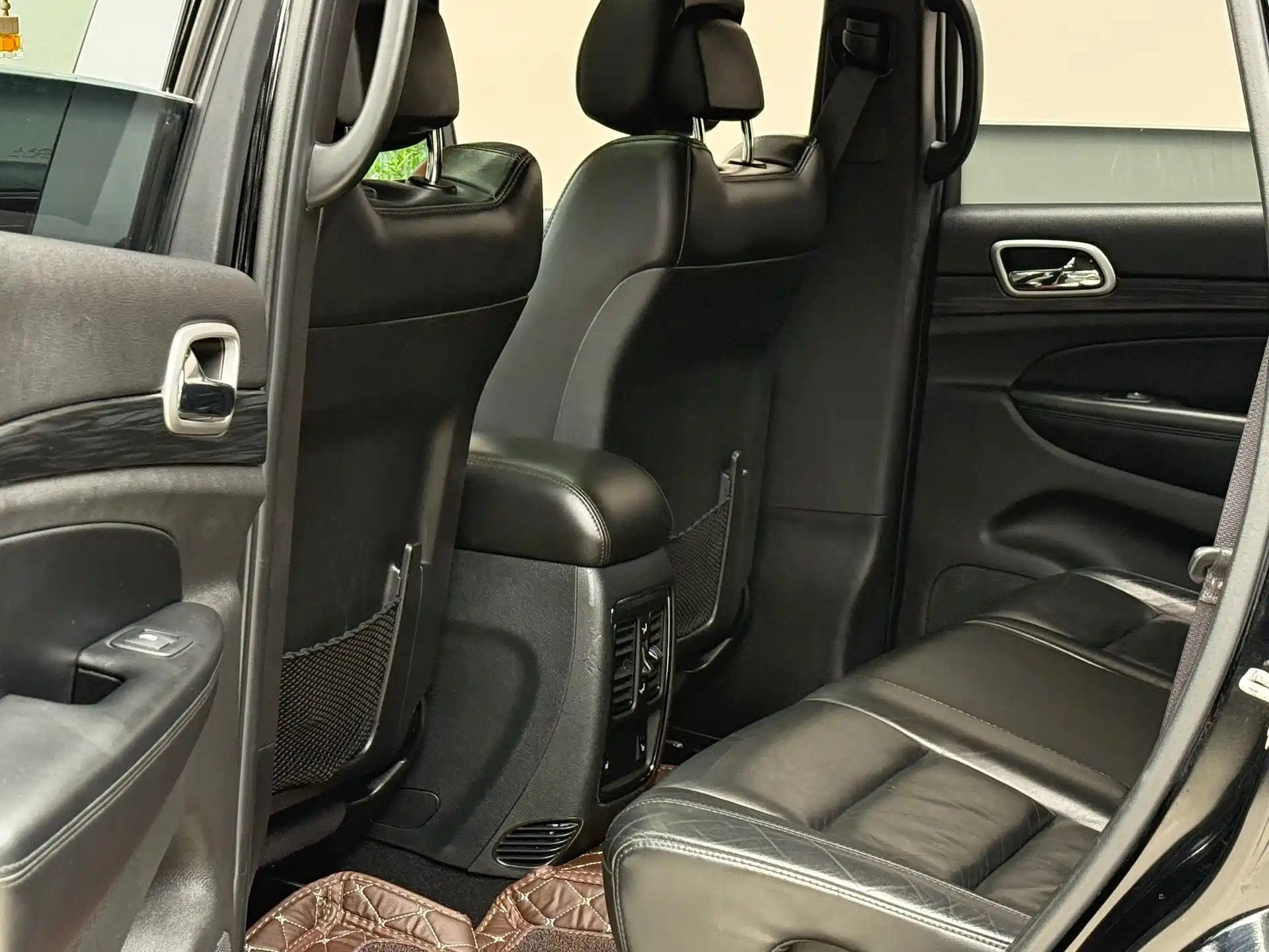 صورة 11 - Jeep Grand Cherokee (Import)