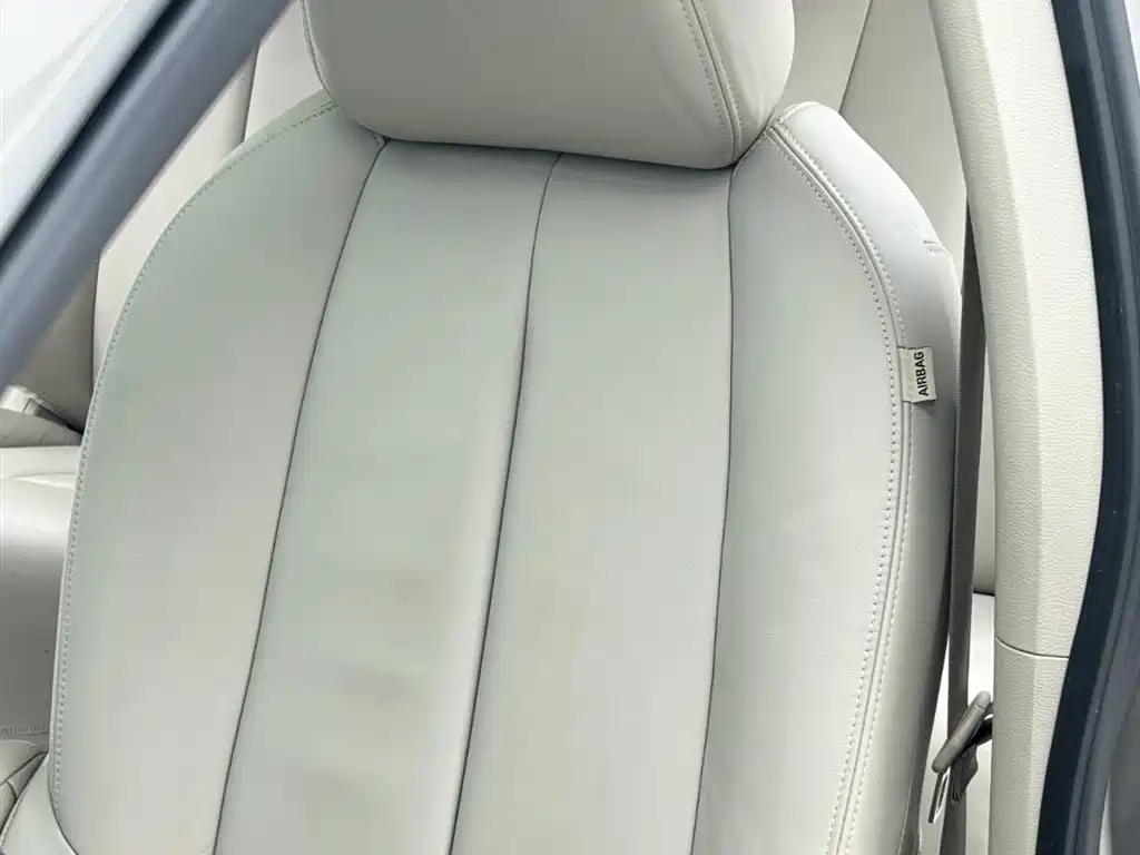 Buick GL8 2018 28T Luxury Model China VI фото 9