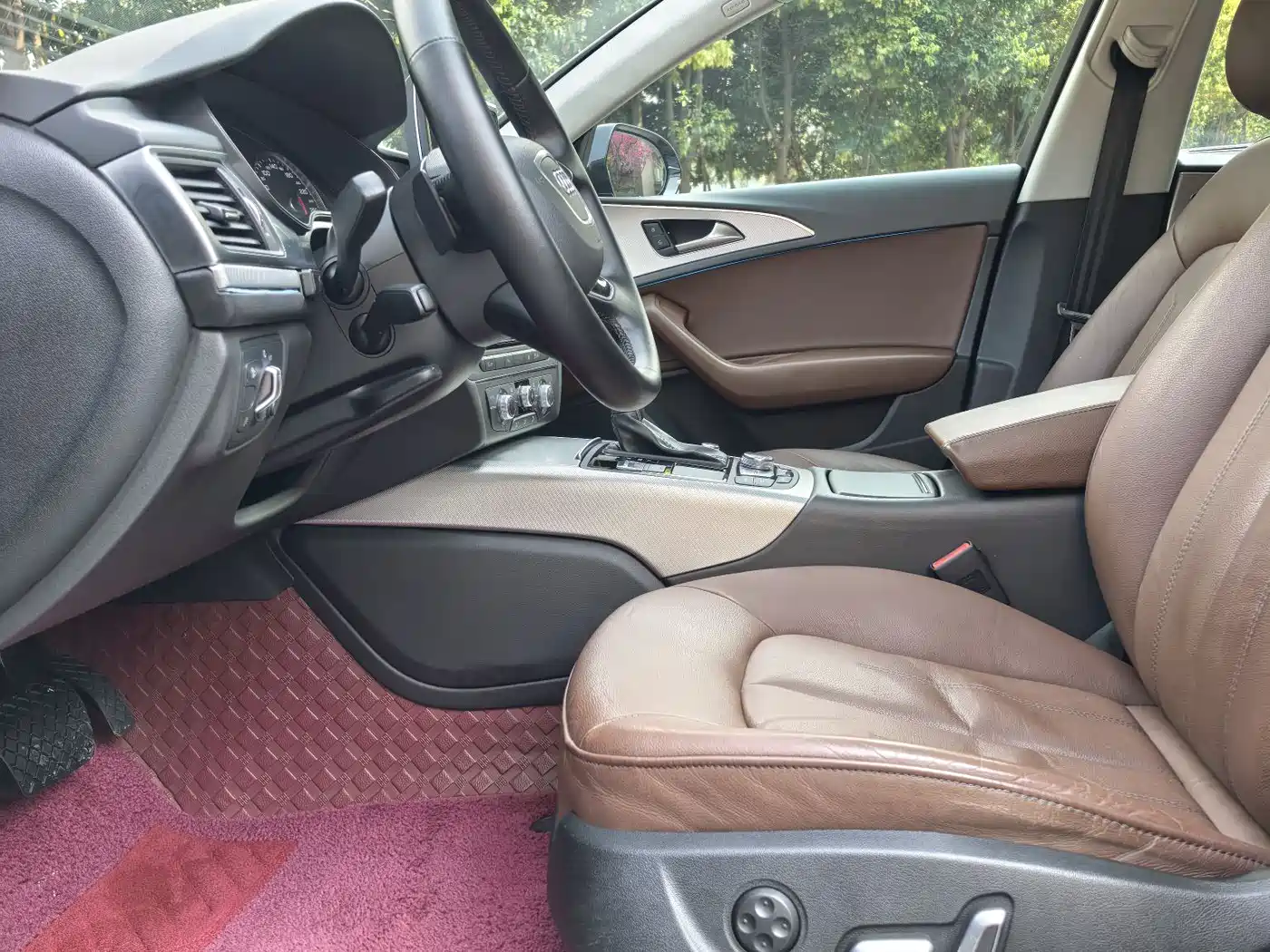 Audi A6L 2018 Model 35 TFSI Collector's Edition фото 9