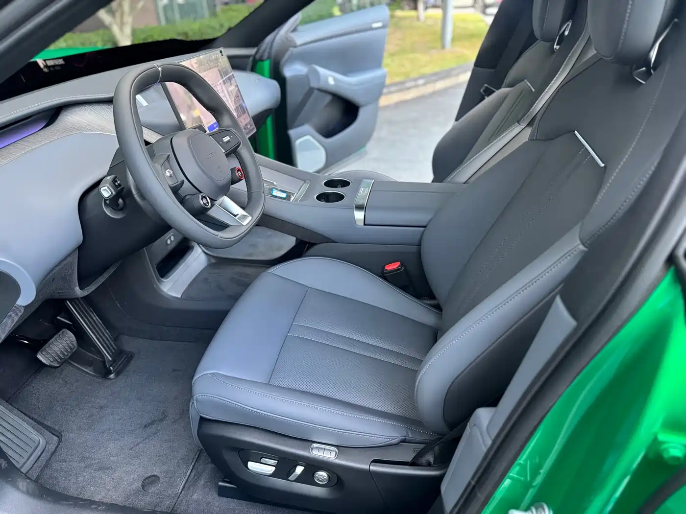 Xiaomi Auto Xiaomi YU7 2025 Extended Range RWD Edition фото 4