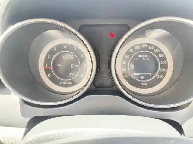 Besturn X80 2015 2.0L Manual Comfort 2nd Anniversary Edition — фото 4