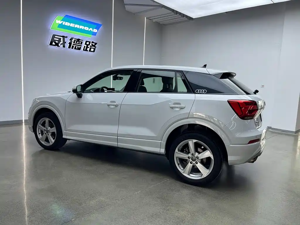 Audi Q2L 2019 2018 35 TFSI Fashion Elegance China V