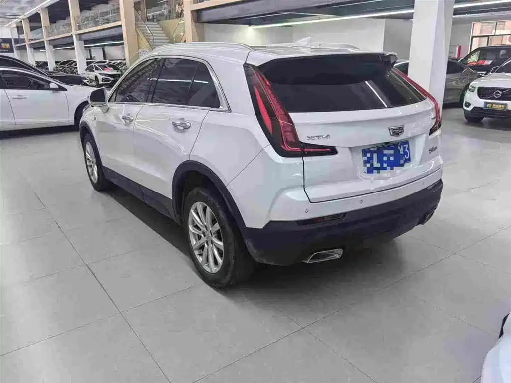 Cadillac XT4 2022 28T FWD Style фото 6