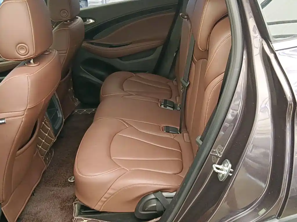 Фото 17 - Buick Envision Plus