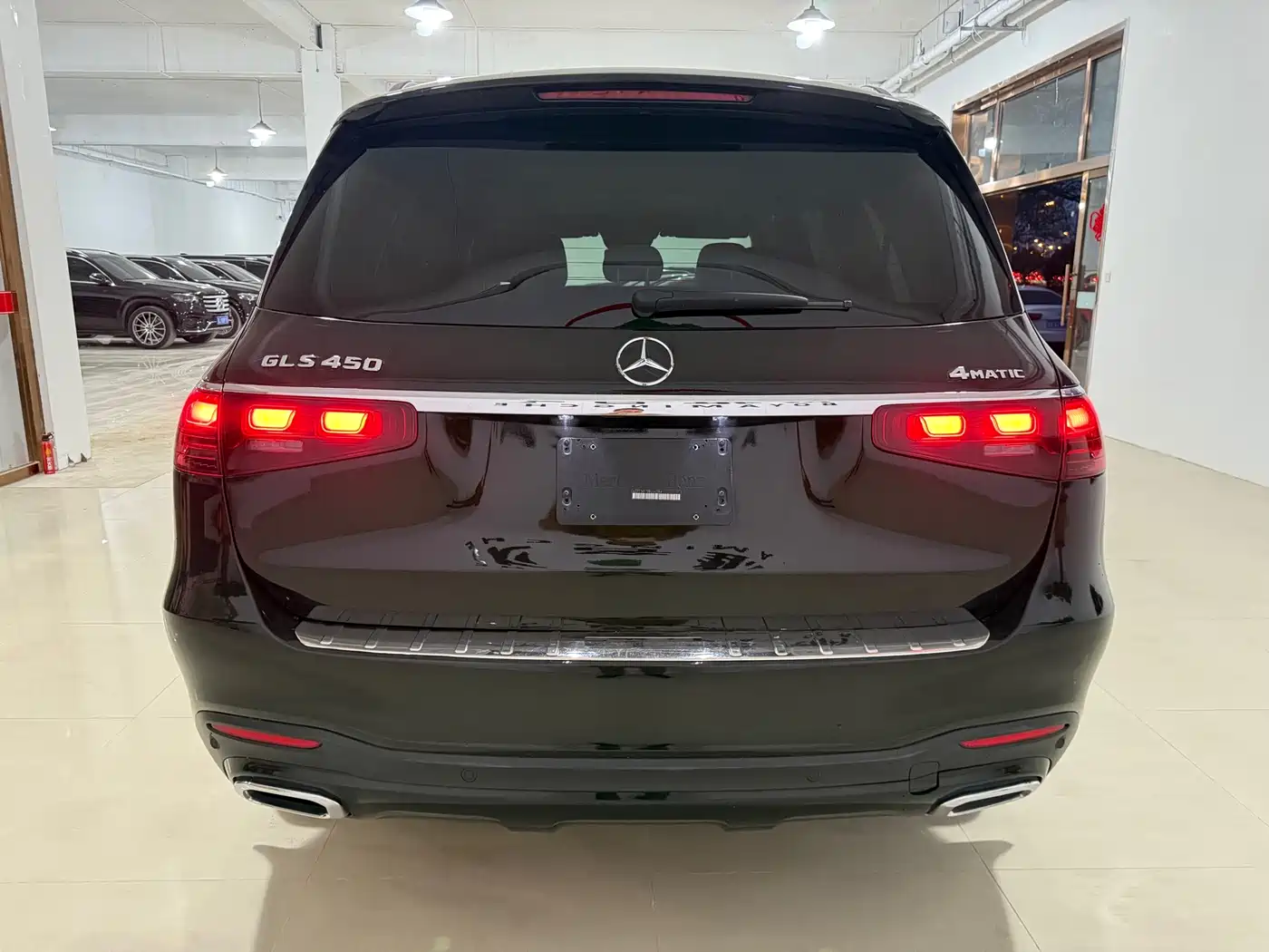 Mercedes-Benz GLS 2024 Model GLS 450 4MATIC Luxury фото 4