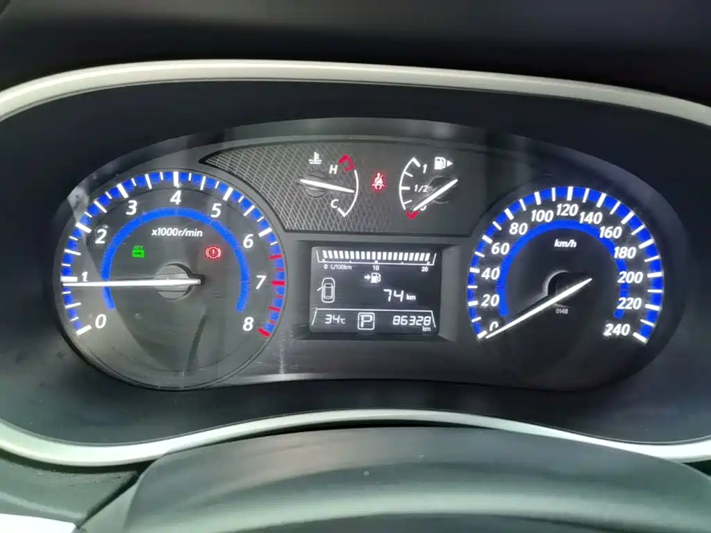 Venucia T90 2018 2018 2.0L CVT Smart Connection Intelligent Edition China V