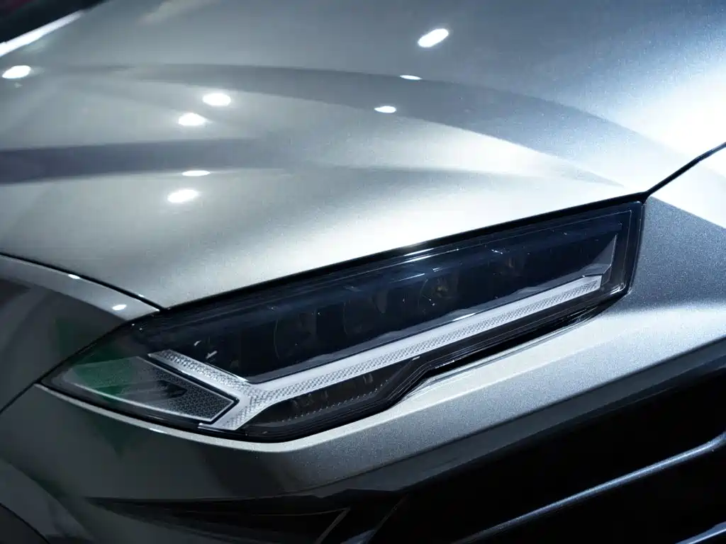 Фото 55 - Lamborghini Urus