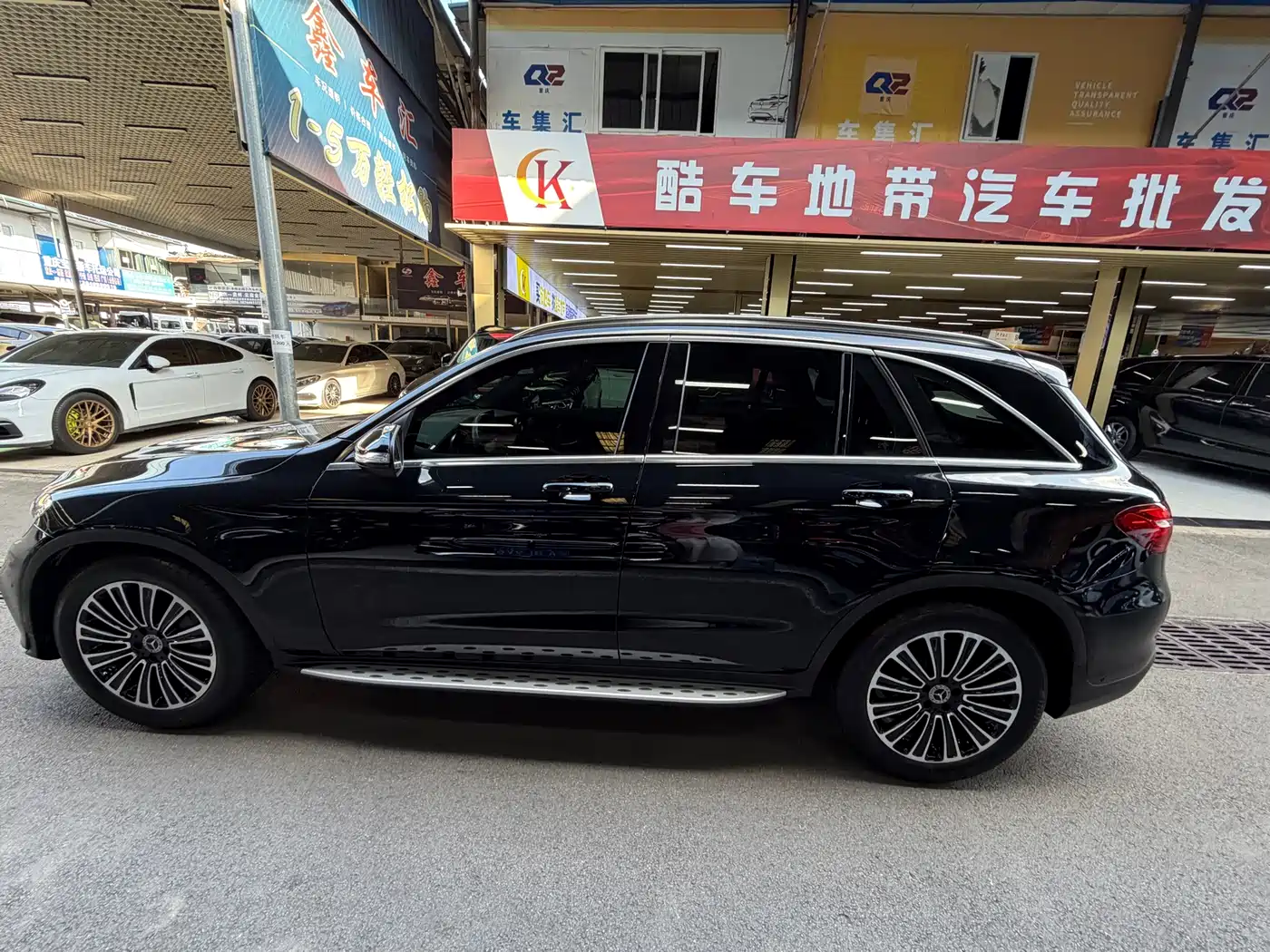 Mercedes-Benz GLC 2018 GLC 260 4MATIC Dynamic фото 29