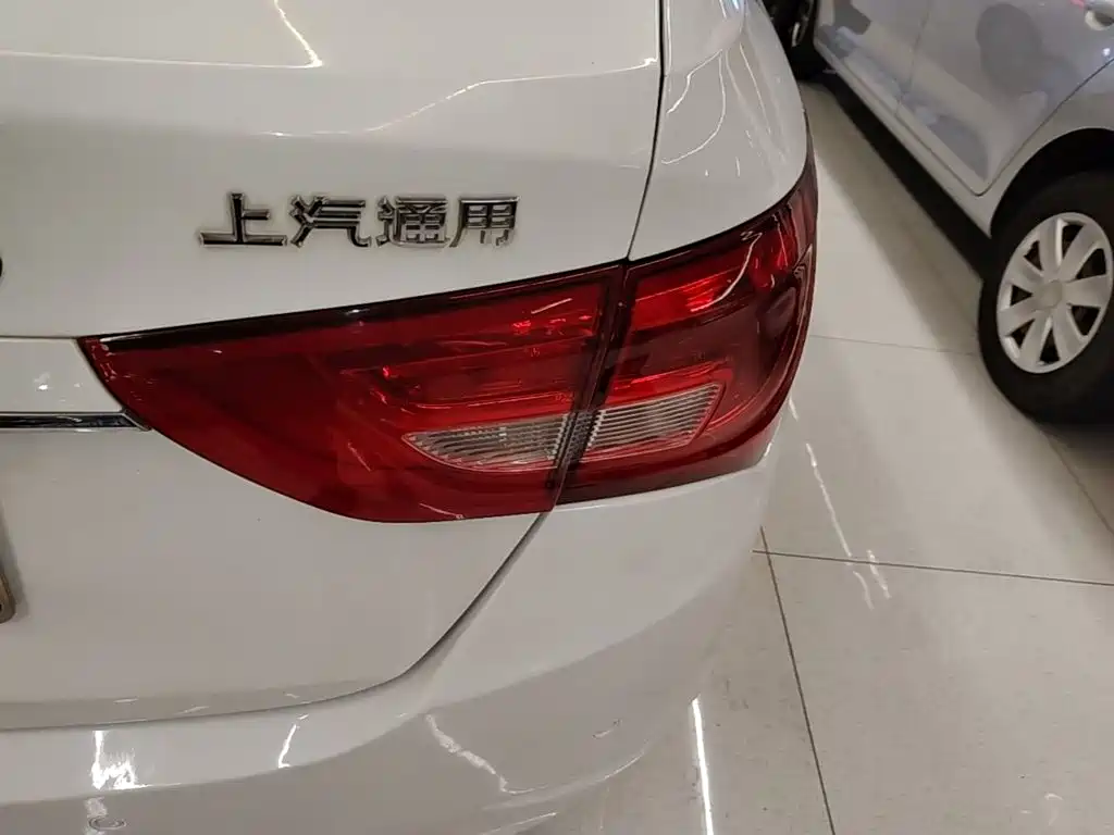 Фото 8 - Buick Excelle