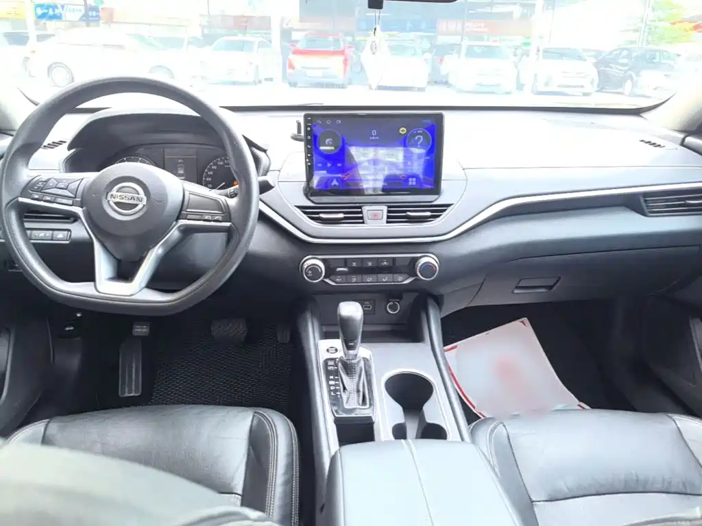 Photo 10 - Nissan Teana