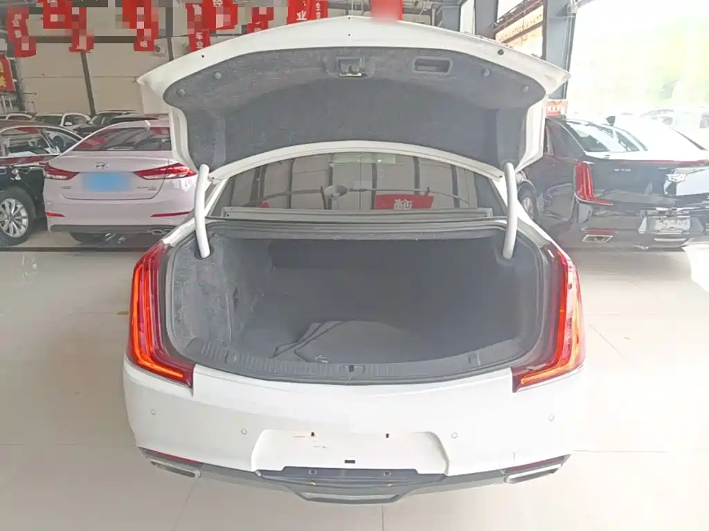 Cadillac XTS 2020 2018 28T Technology