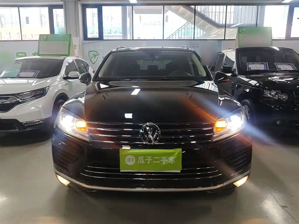 Volkswagen Touareg 2016 3.0TSI Glamour Edition фото 3
