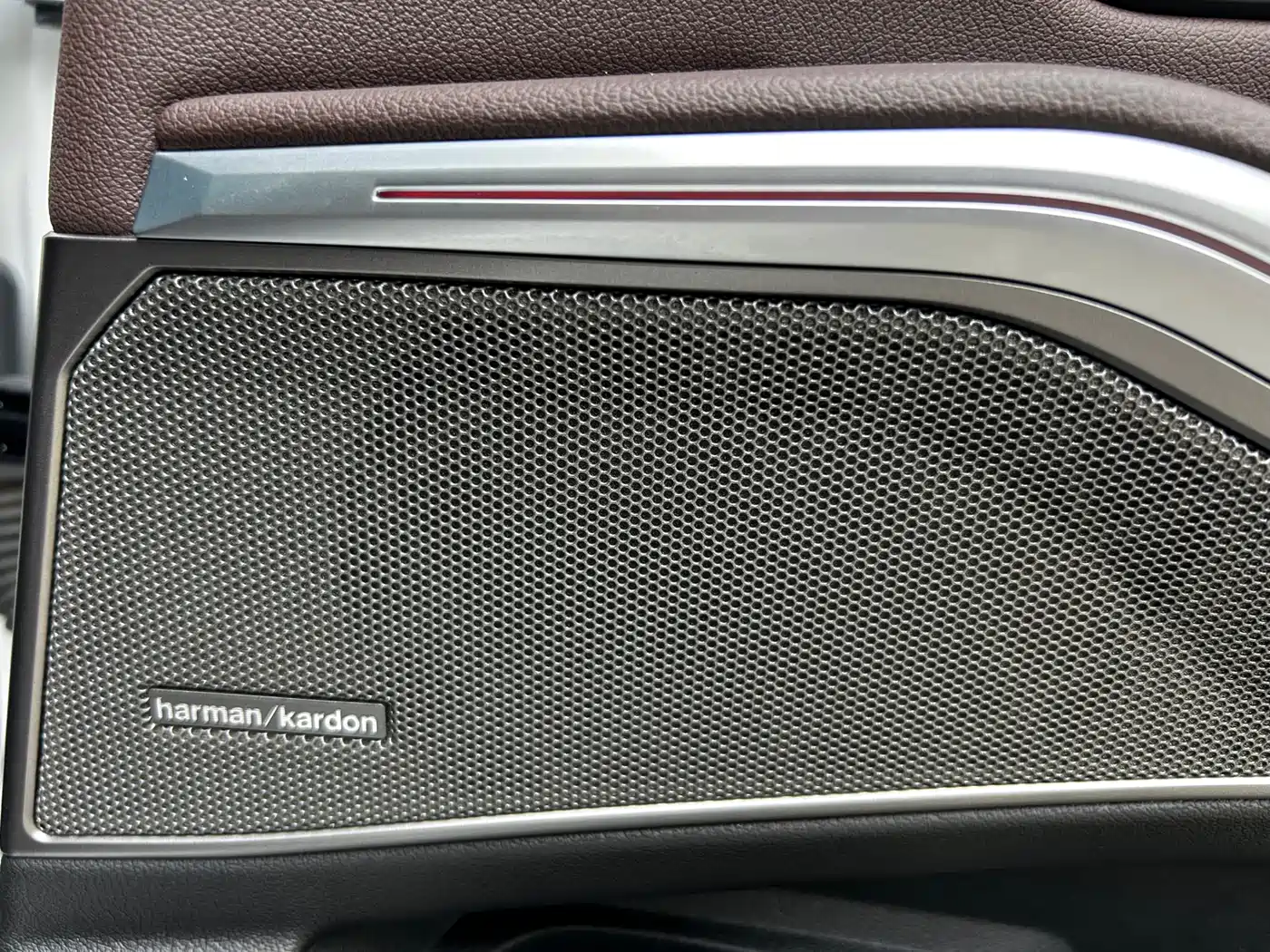 BMW 3 Series 2021 325Li M Sport Package фото 14